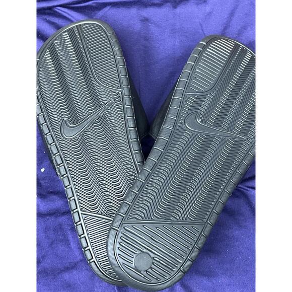 Nike Benassi 12 JDI Black/White Men Slides Sandal 343880090 - Picture 6 of 10